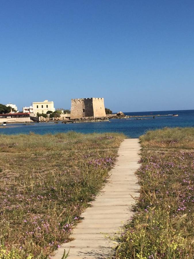 Bed and Breakfast La Dimora Salento Carovigno Exterior foto